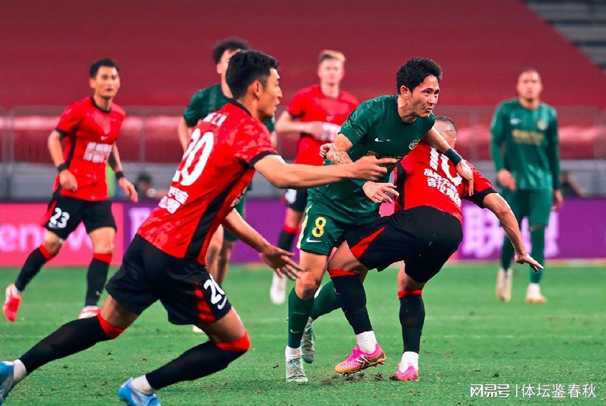 开云下载-“FIFA病毒”+伤病潮来袭！浙江队跌入谷底，俱乐部为何信任罗斯